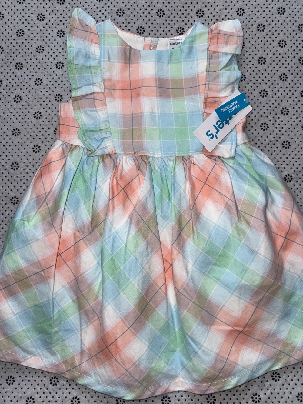 🛍 NWT 🛍PRETTY LITTLE GIRLS  DRESS SIZE 12 MONTHS 🛍